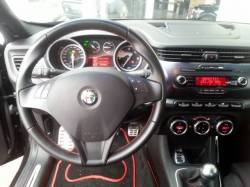Alfa Romeo GIULIETTA DISTINCTIVE JTDM 140 PK SPORT